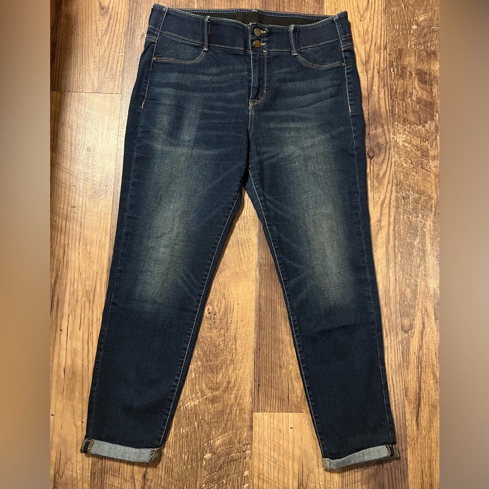 Apt. 9 Dark Blue Stretch Denim Capri Jeans Stitched Cuff Size 16